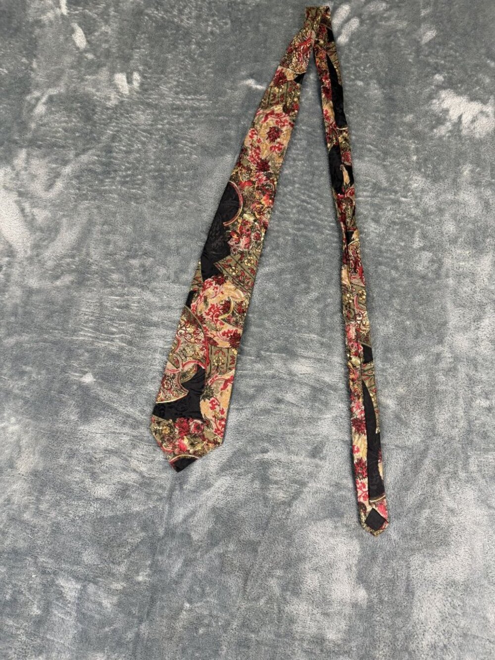 Harve Benard Mens Floral Paisley Tie Red & Gold Tones